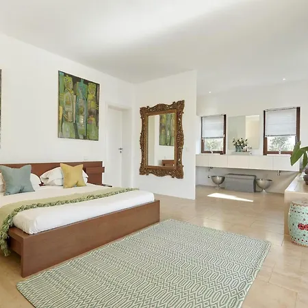 Villa Cozy With View *
